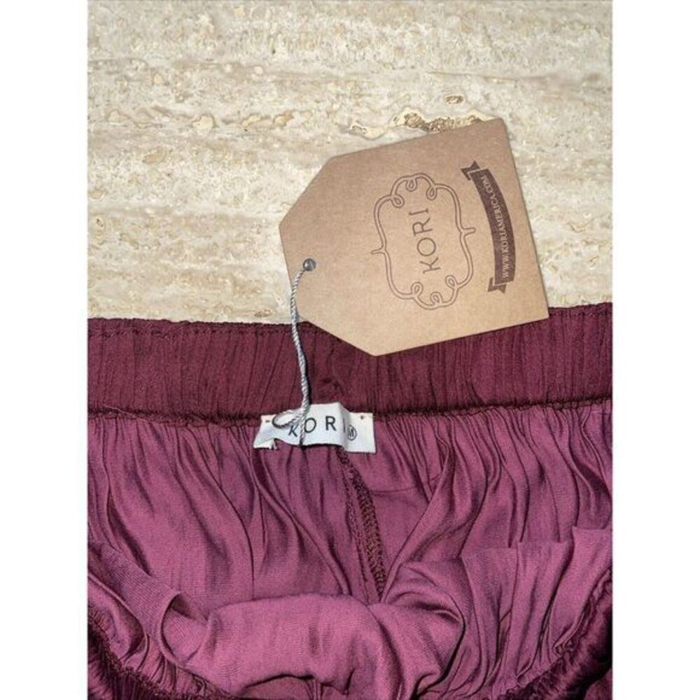 Kori America Satin Maxi Skirt Women Size M Burgundy NWT Side‎ Slits - Picture 3 of 9